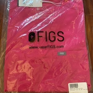 FIGS Scrubs Catarina Top Hot Pink